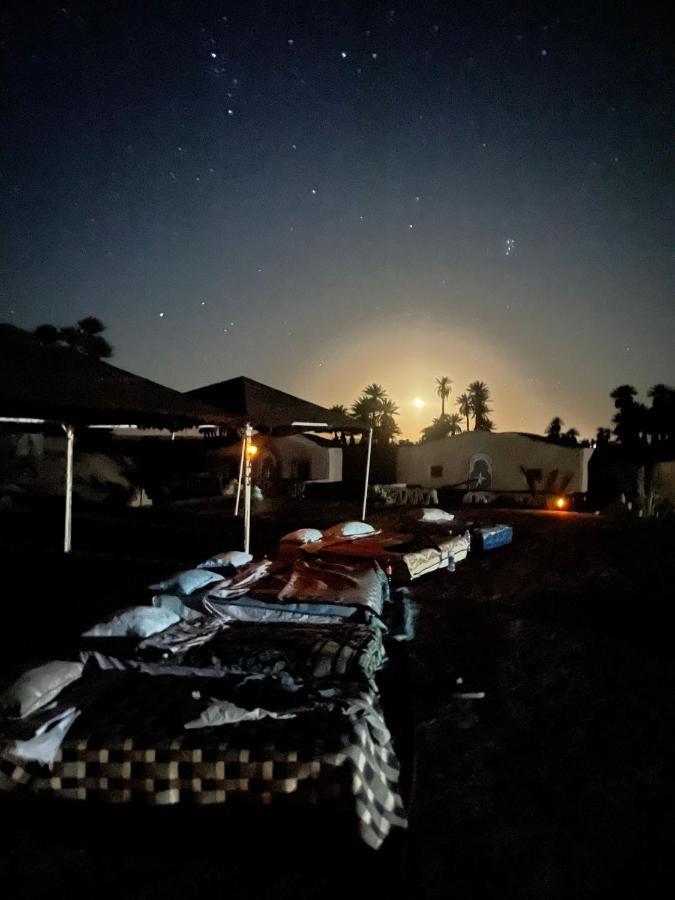 Camp Sahara Dunes Hotel M'Hamid Exterior photo