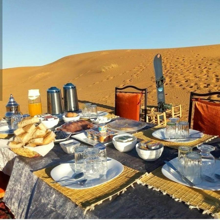 Camp Sahara Dunes Hotel M'Hamid Exterior photo