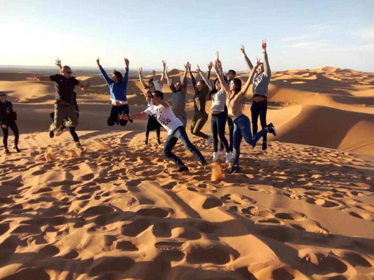 Camp Sahara Dunes Hotel M'Hamid Exterior photo