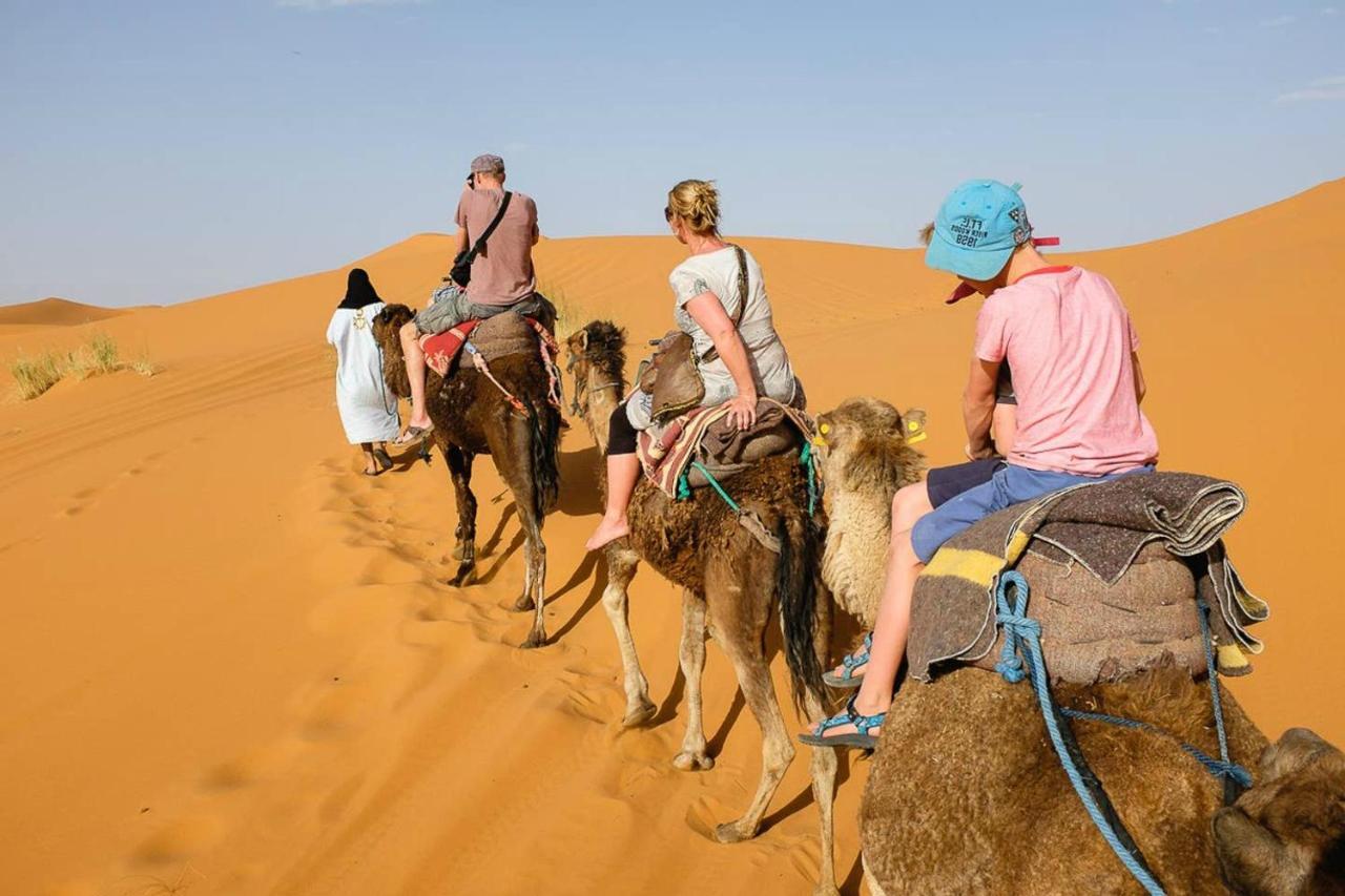 Camp Sahara Dunes Hotel M'Hamid Exterior photo